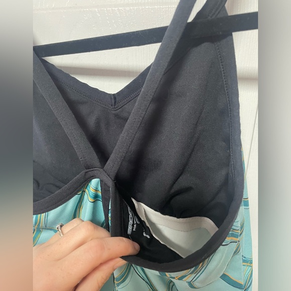 Plaid Brooks Fitness Tank - Picture 4 of 5